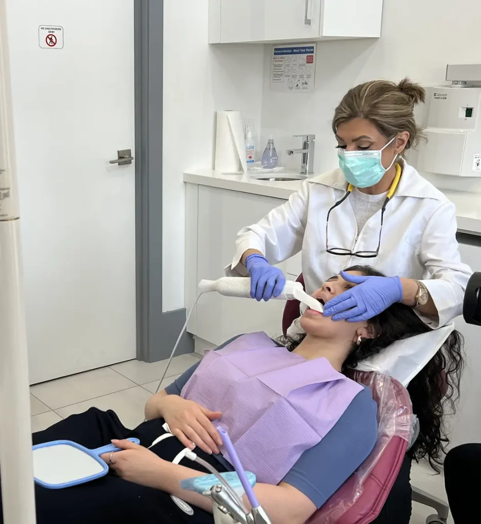 Cosmetic Dentist & Implant Expert